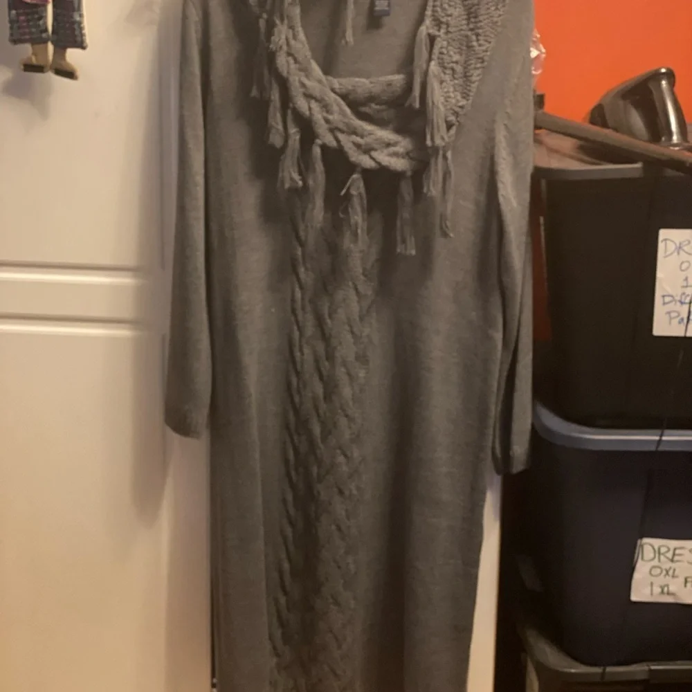 DRESS - Picture 10 of 11